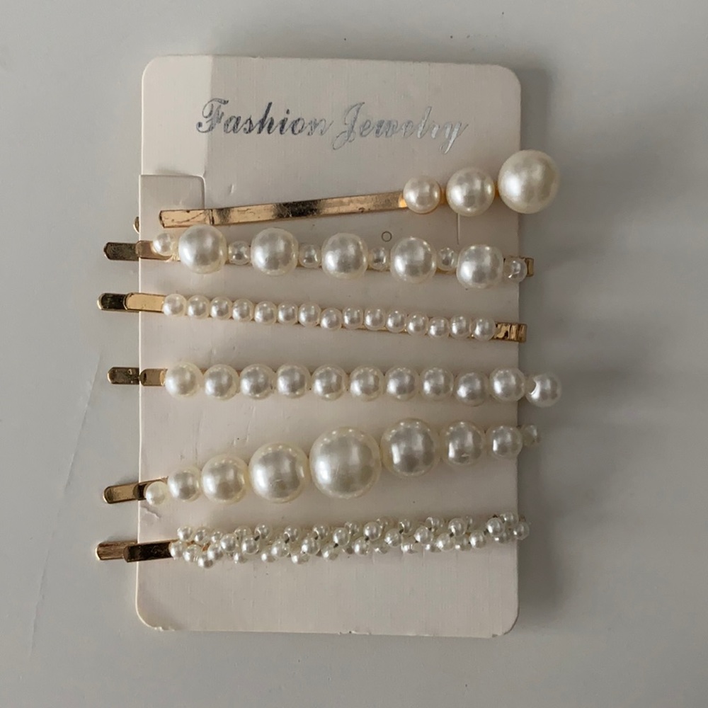 Hair clips